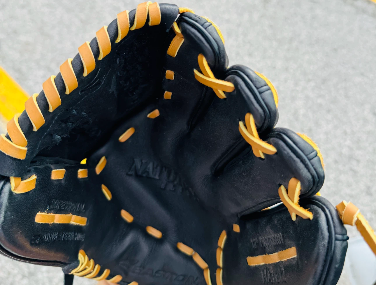 Easton Natural Elite Baseball Glove, 12 inches. - photo 5