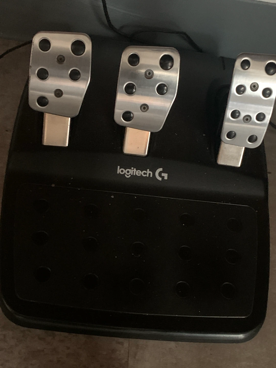 Logitech G29 Racing Wheel and Pedals - photo 3