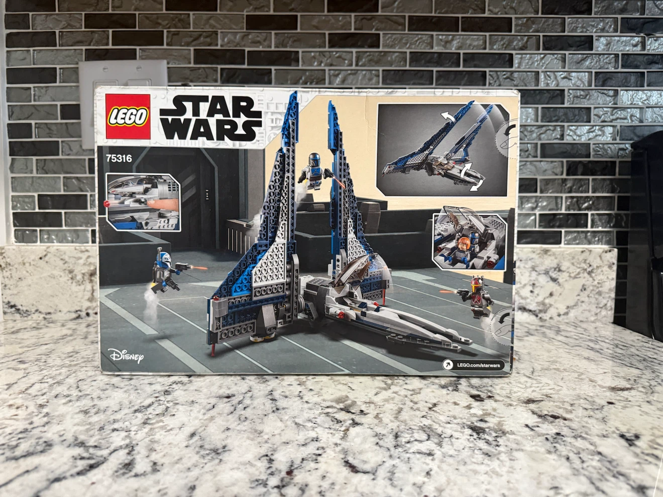LEGO Star Wars Mandalorian Starfighter 75316 – NEW SEALED - photo 2