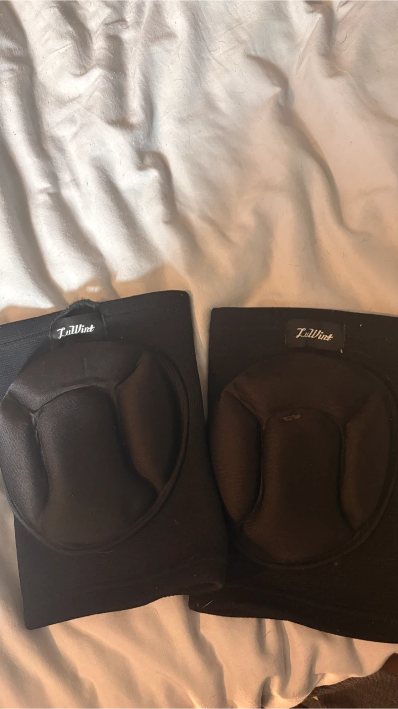 Black Volleyball Knee Pads