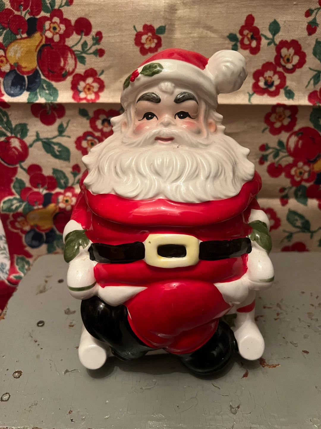 Vintage Christmas Santa cookie jar