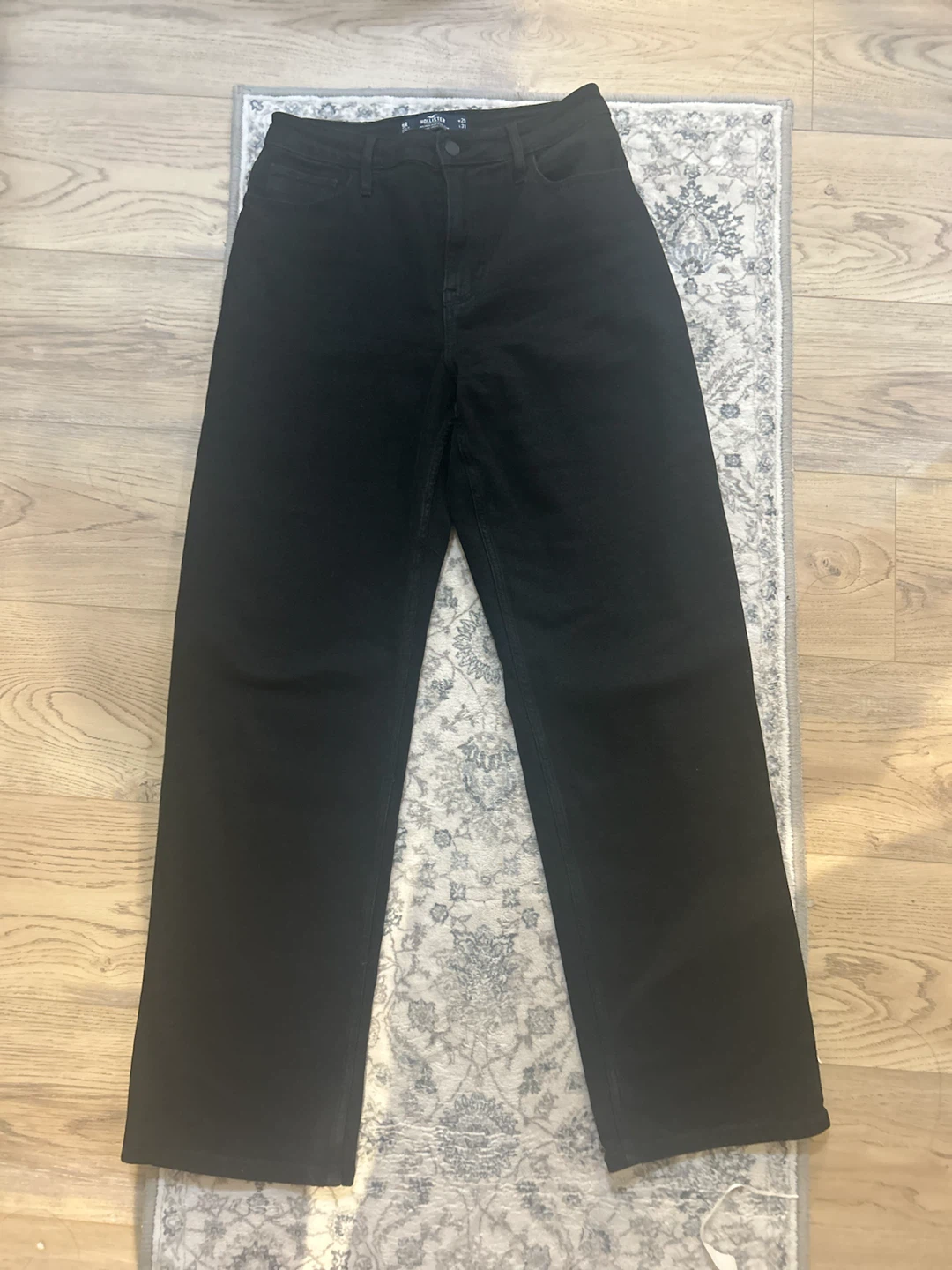 Hollister Black Ultra High-Rise Dad Jeans