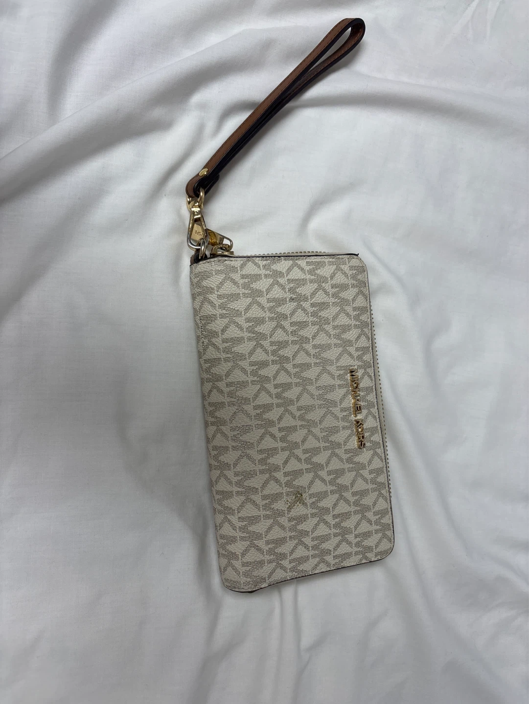 Michael Kors Wristlet Clutch