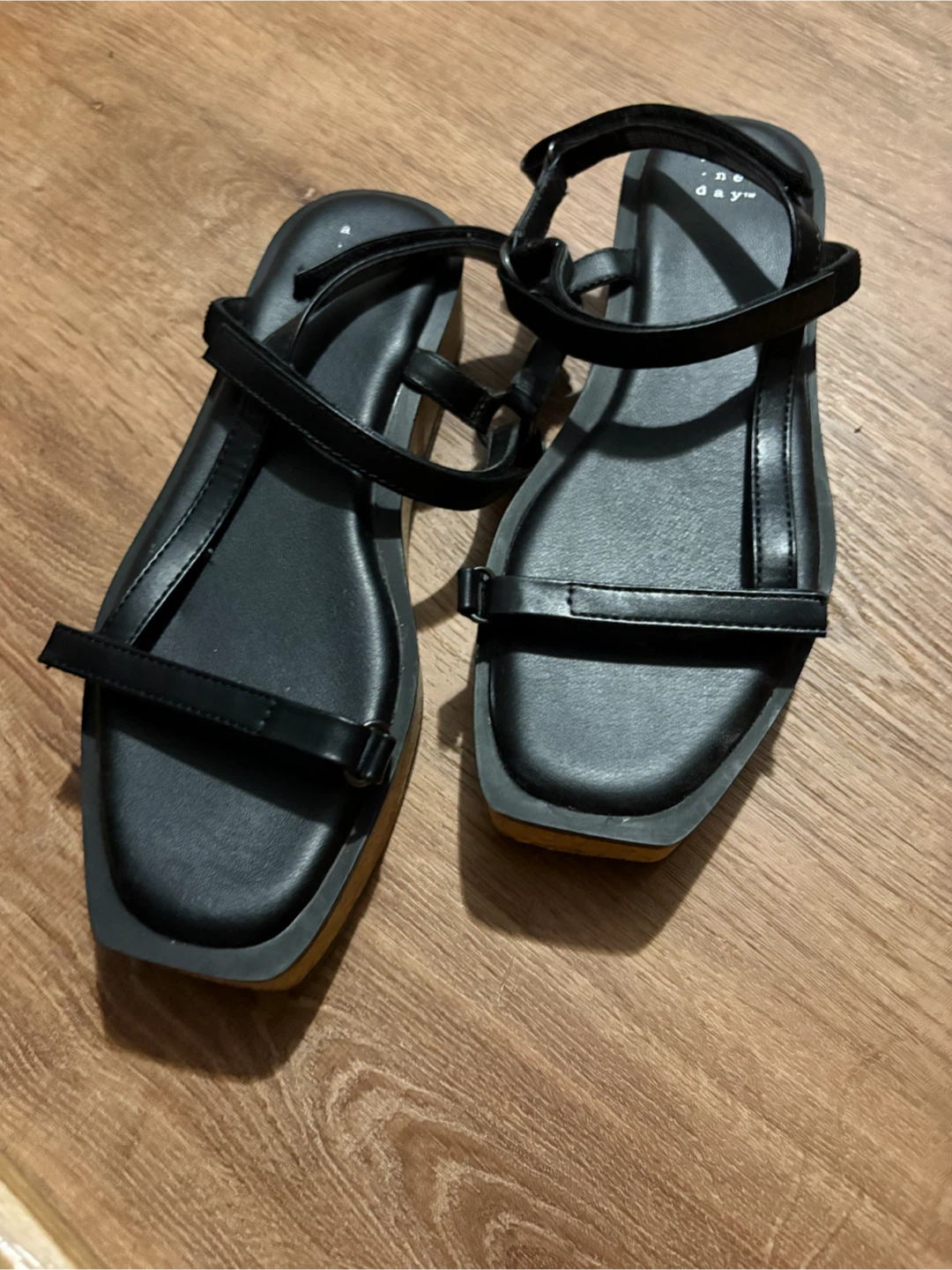 Black Flat Sandals women’s size 7