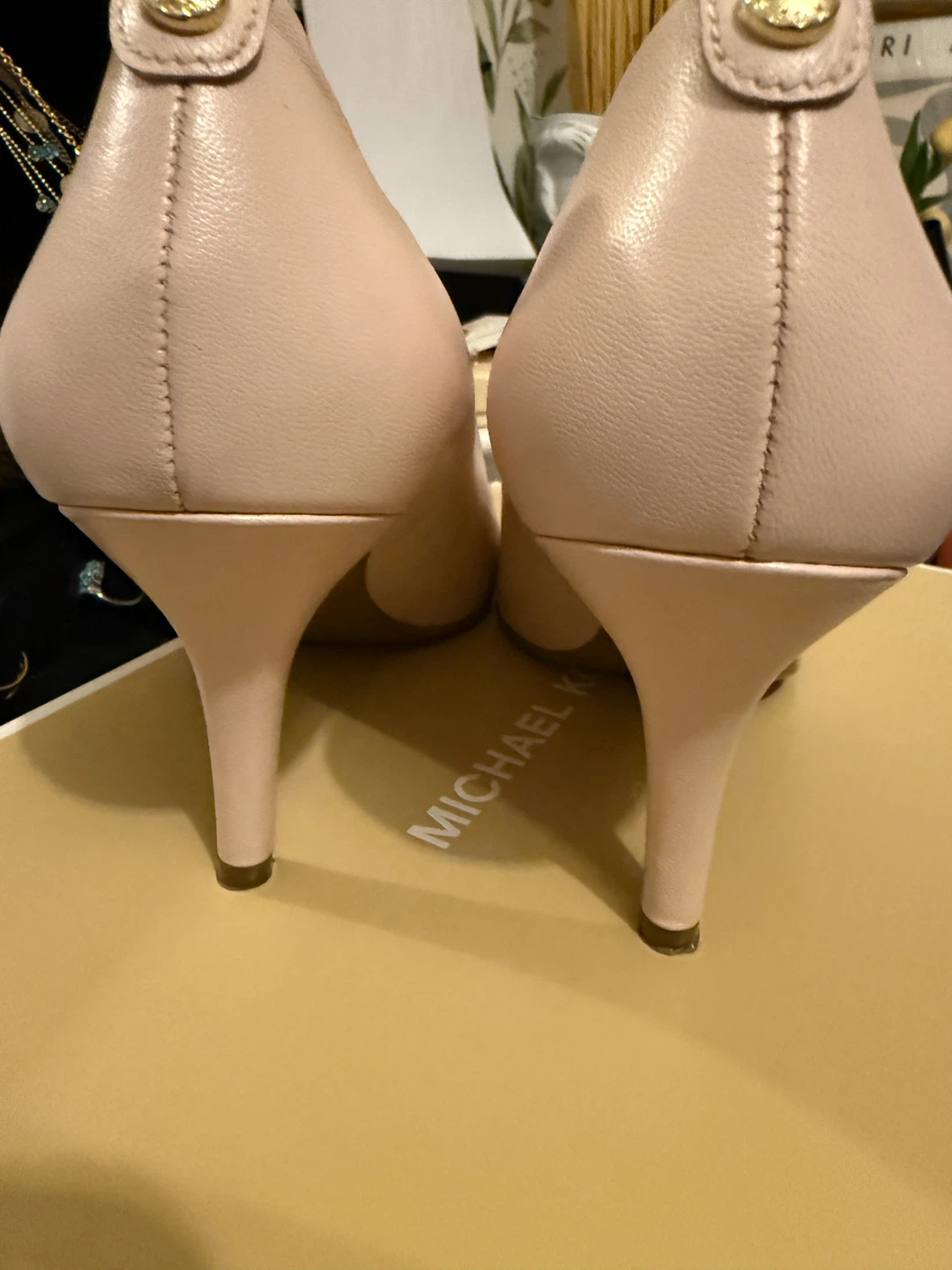 Michael Kors Women's Pink Leather Heels Size 6M - photo 2