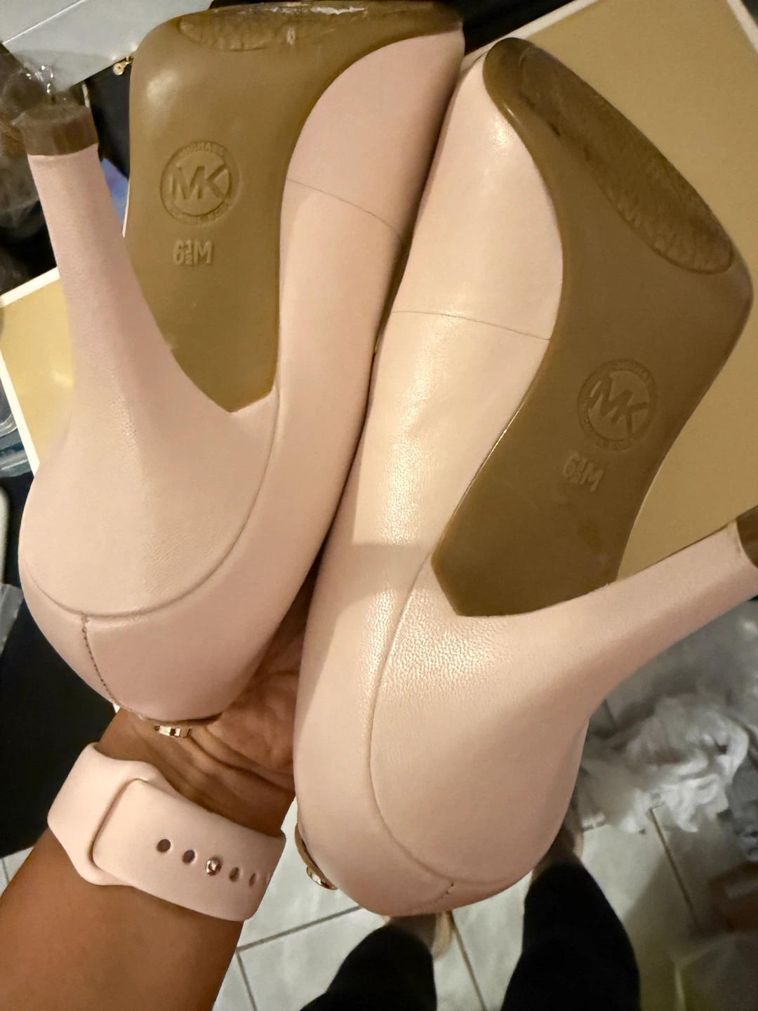 Michael Kors Women's Pink Leather Heels Size 6M - photo 3