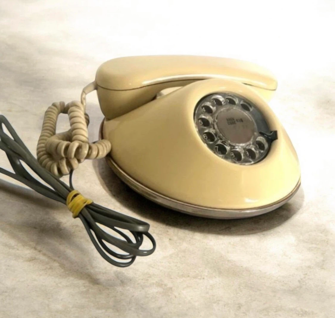 Vintage Rotary Dial Telephone - Beige