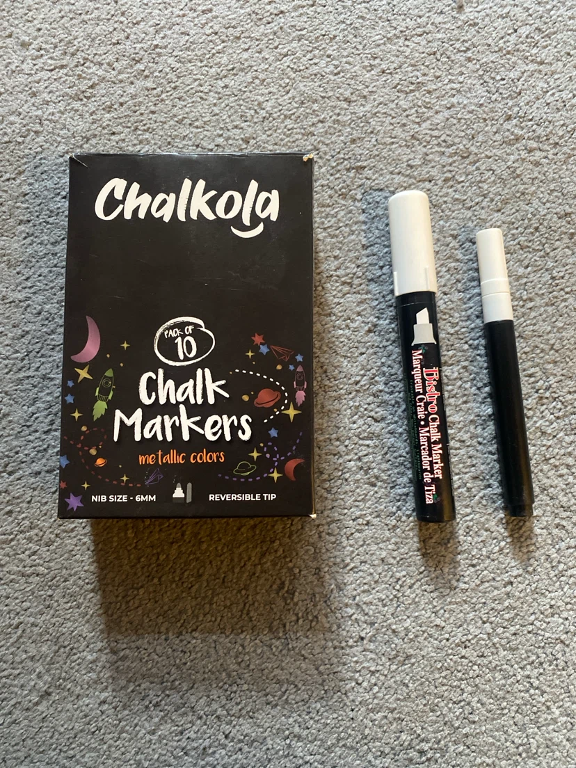 Chalkola 10-Pack Metallic Chalk Markers + 2 single Markers