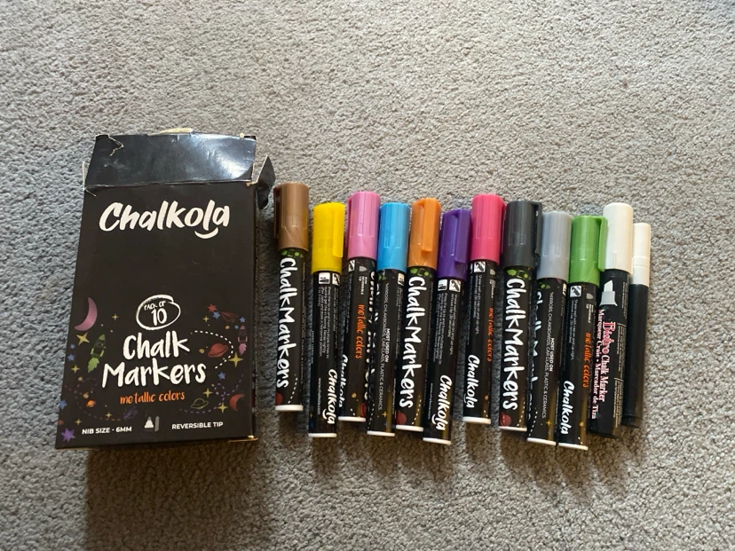 Chalkola 10-Pack Metallic Chalk Markers + 2 single Markers - photo 4