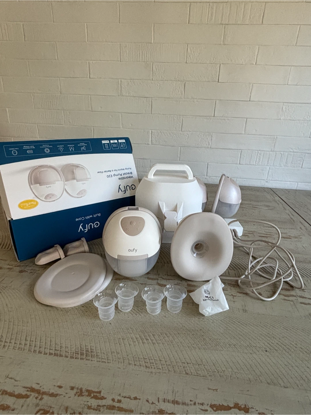 Eufy Wearable Breast Pump E20