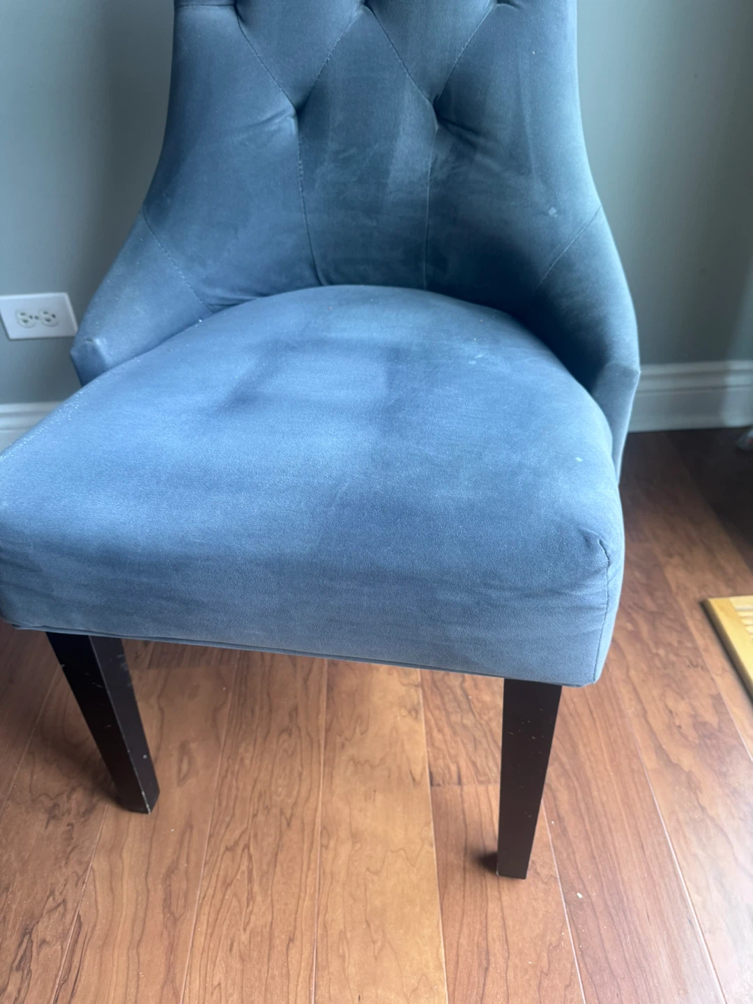 Four upholstered dining chairs with rivets - photo 4