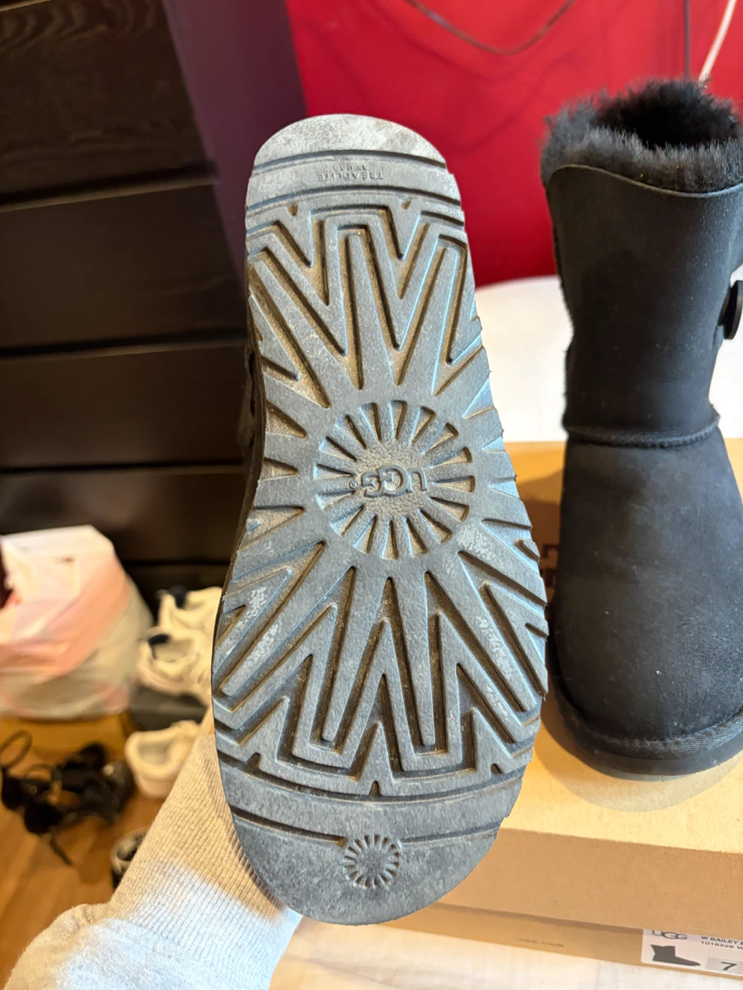 UGG W Bailey Button II Boots - Black - photo 3