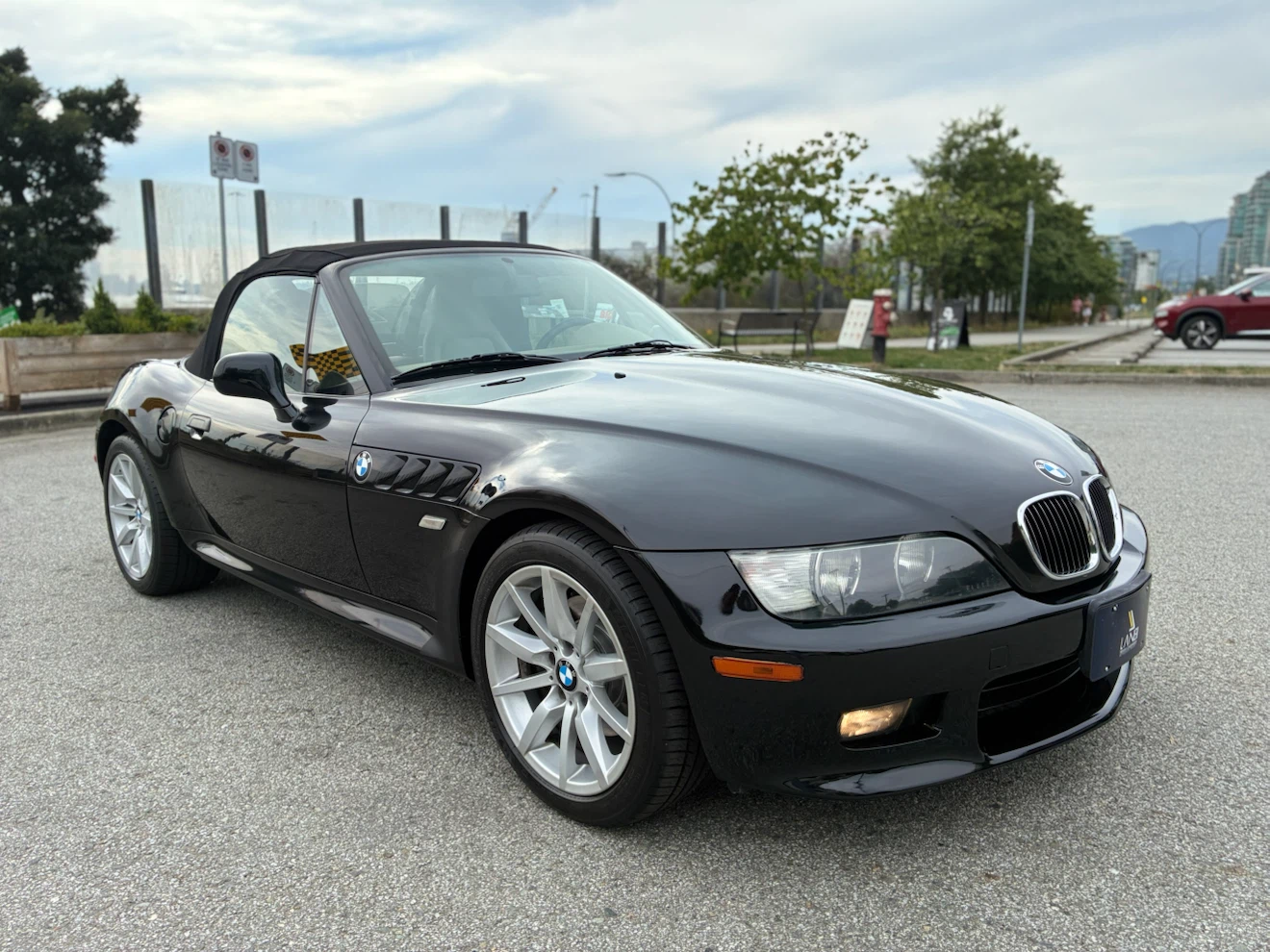 2002 BMW Z3 3.0i M Convertible - photo 3