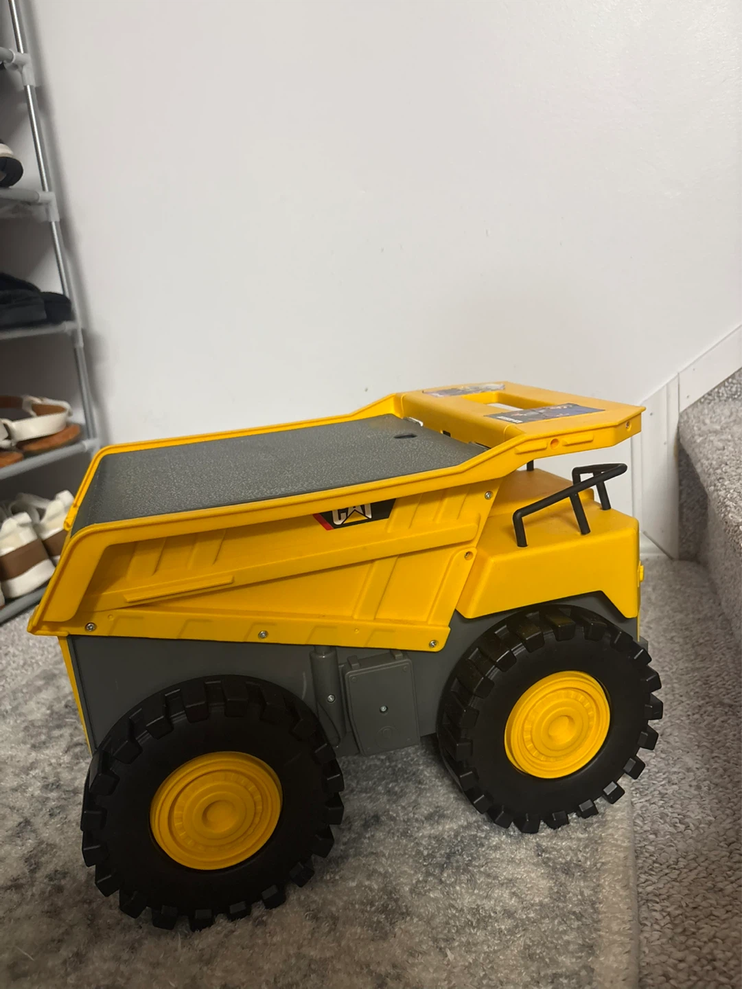 CAT Yellow Dump Truck Toy - photo 2