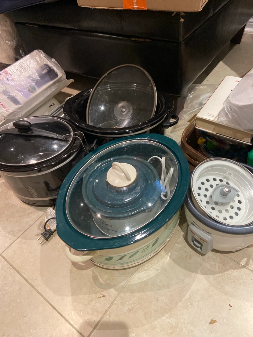 Slow Cookers + Black & Decker Rice Cooker