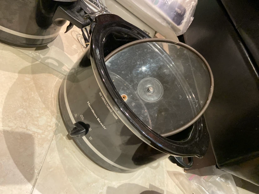 Slow Cookers + Black & Decker Rice Cooker - photo 2