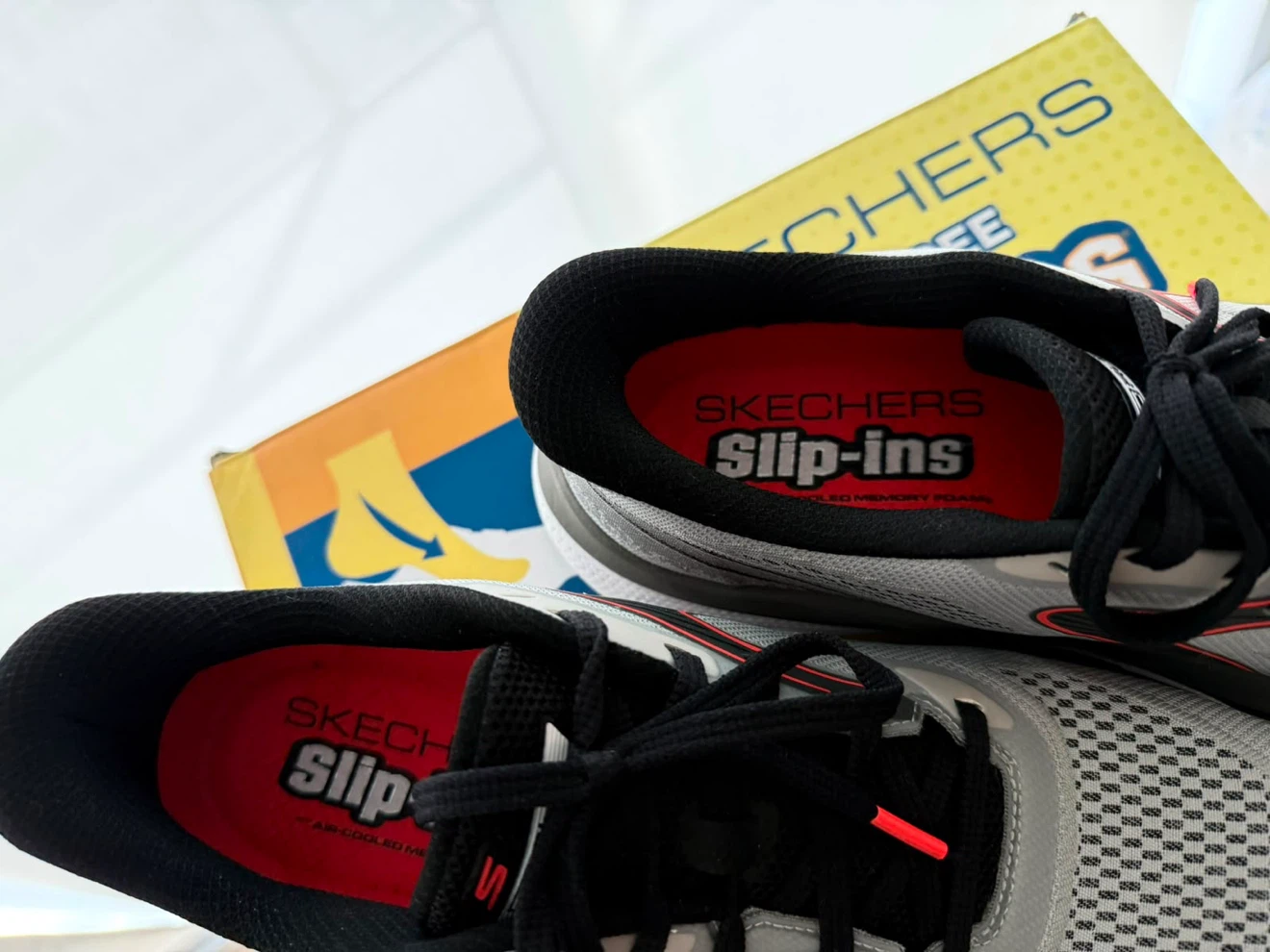 Skechers Slip-Ins Max Cushion Propel Running Shoes Men's 10.5 - photo 2