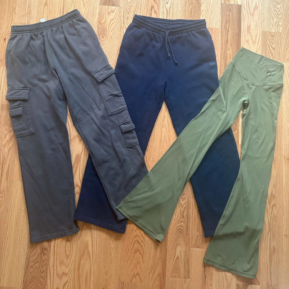Women’s TNA Sweatpants/Yoga Pants Bundle