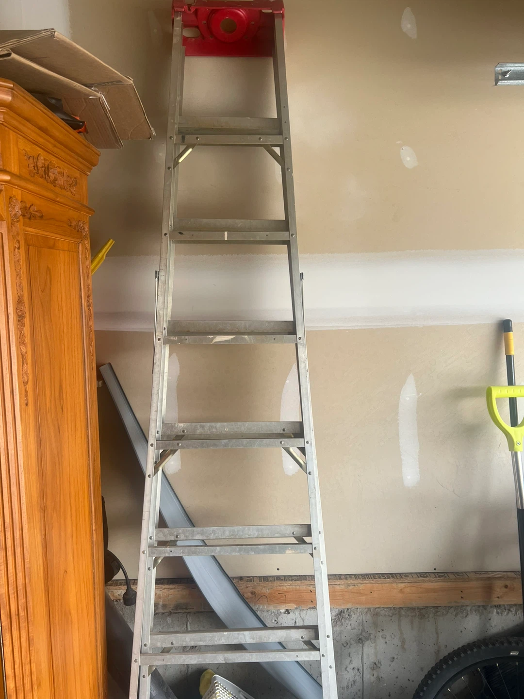 LITE LP-70897 Step Ladder