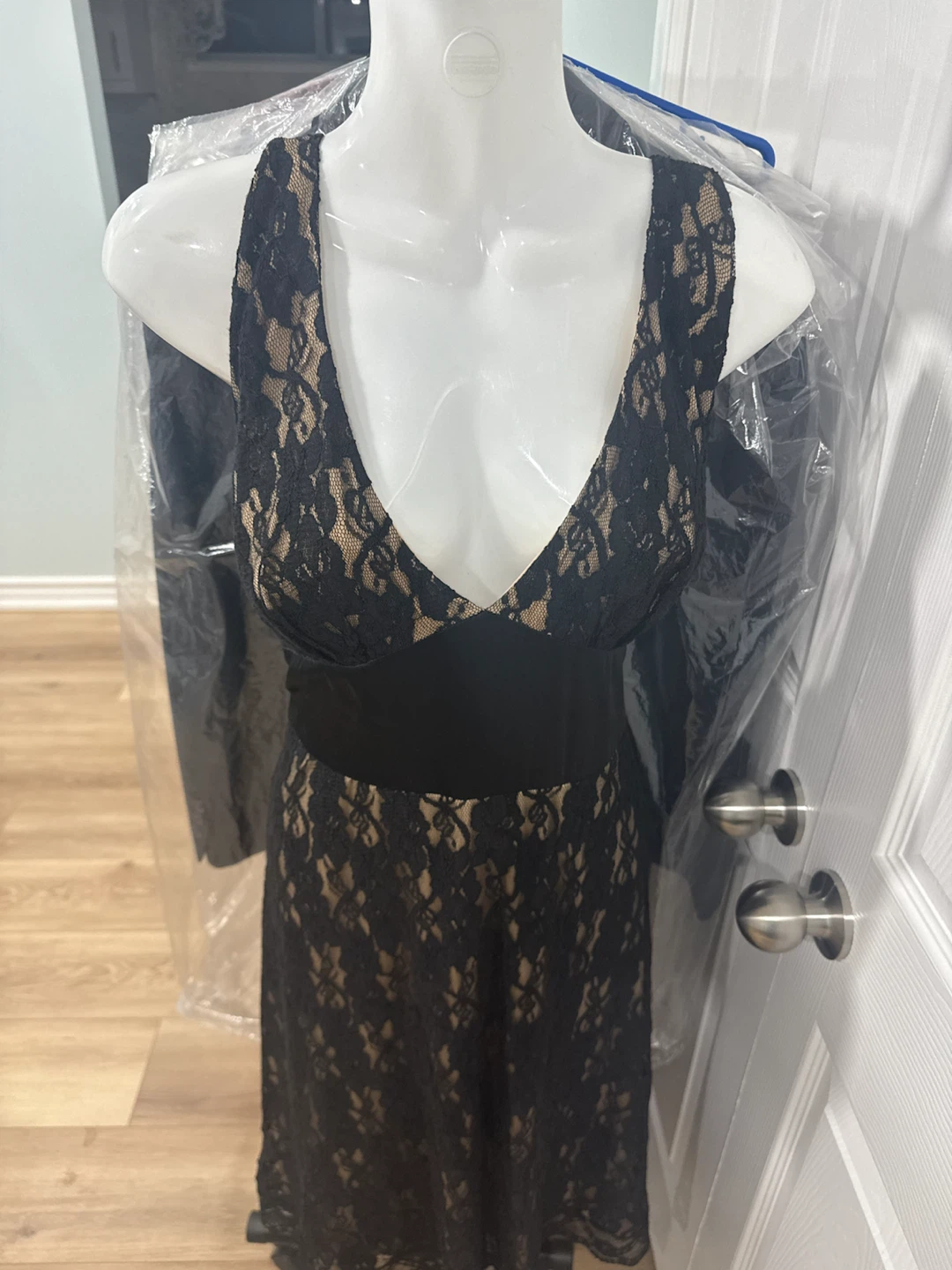 Black Lace Cocktail Dress with Jacket - photo 4