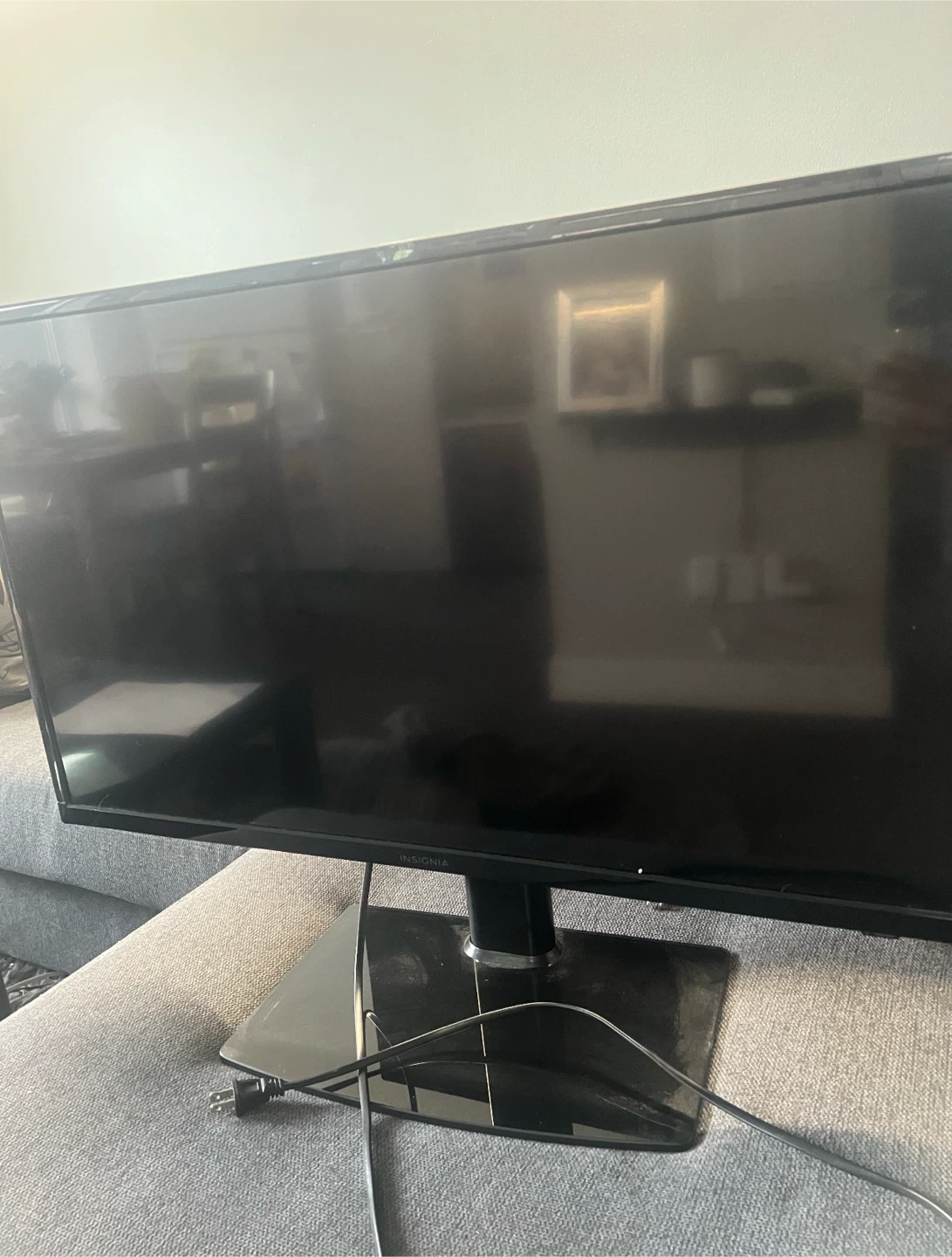 Insignia TV with Stand - photo 3