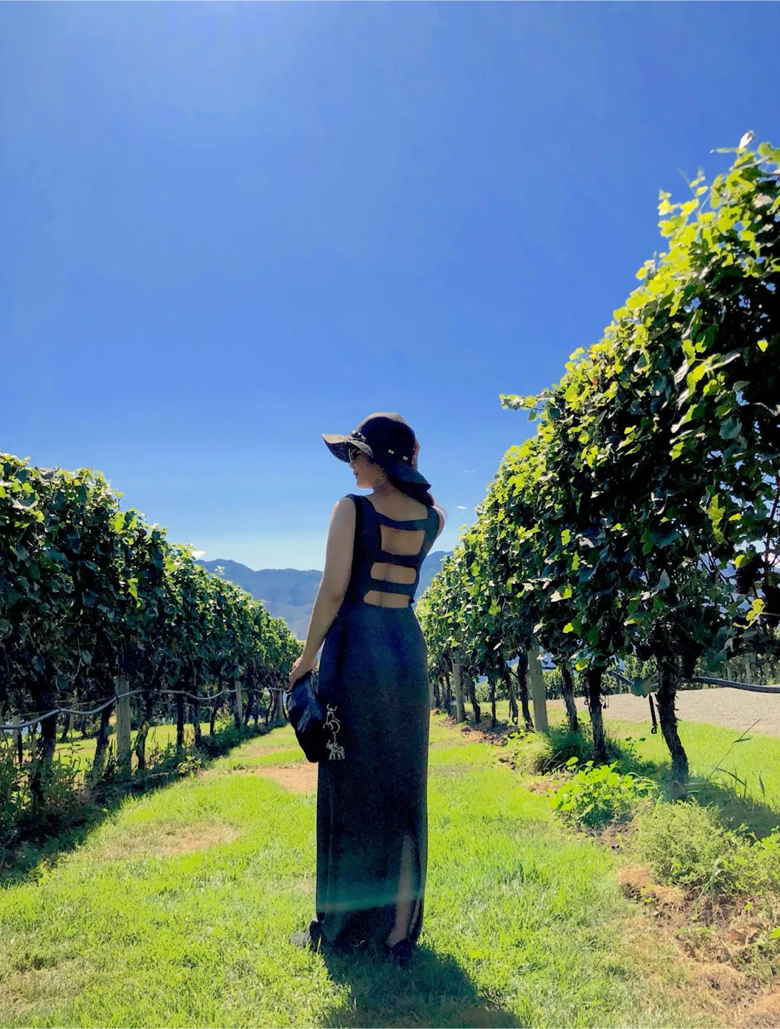 Grey Sleeveless Maxi Dress with Paris Graphic - photo 5