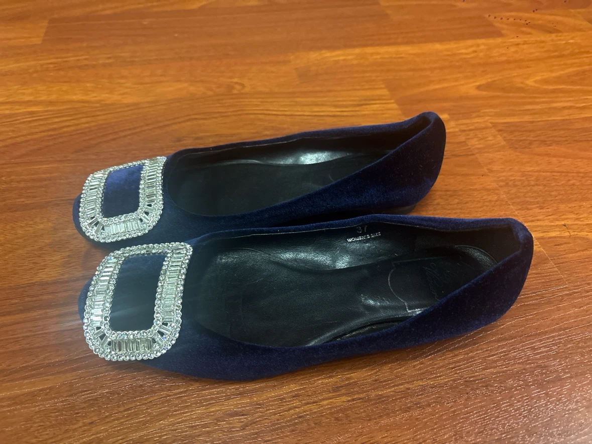 Roger Vivier Navy Velvet Ballet Flats - Size 37 - photo 2