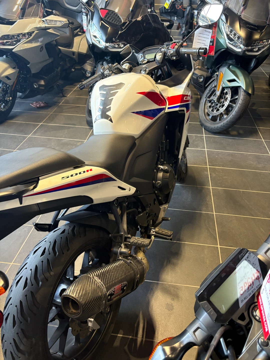 Honda CBR 500 R Motorcycle - photo 3