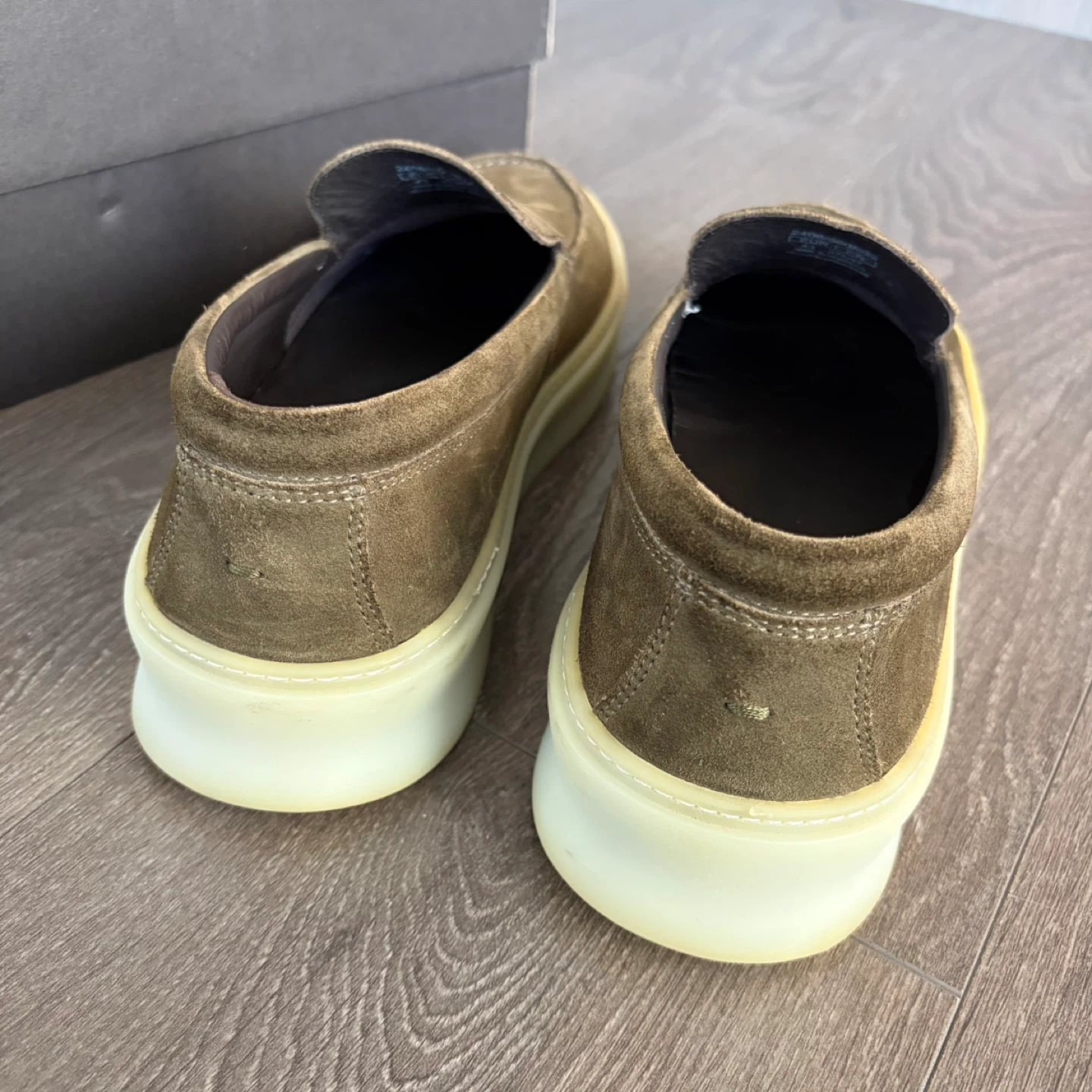 Massimo Dutti Suede Moccasin (Slip-On Shoes) - US 10 - photo 4