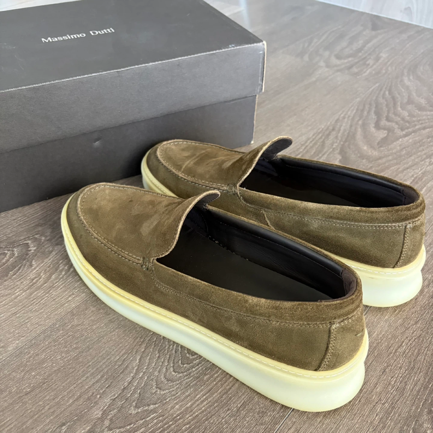 Massimo Dutti Suede Moccasin (Slip-On Shoes) - US 10 - photo 3