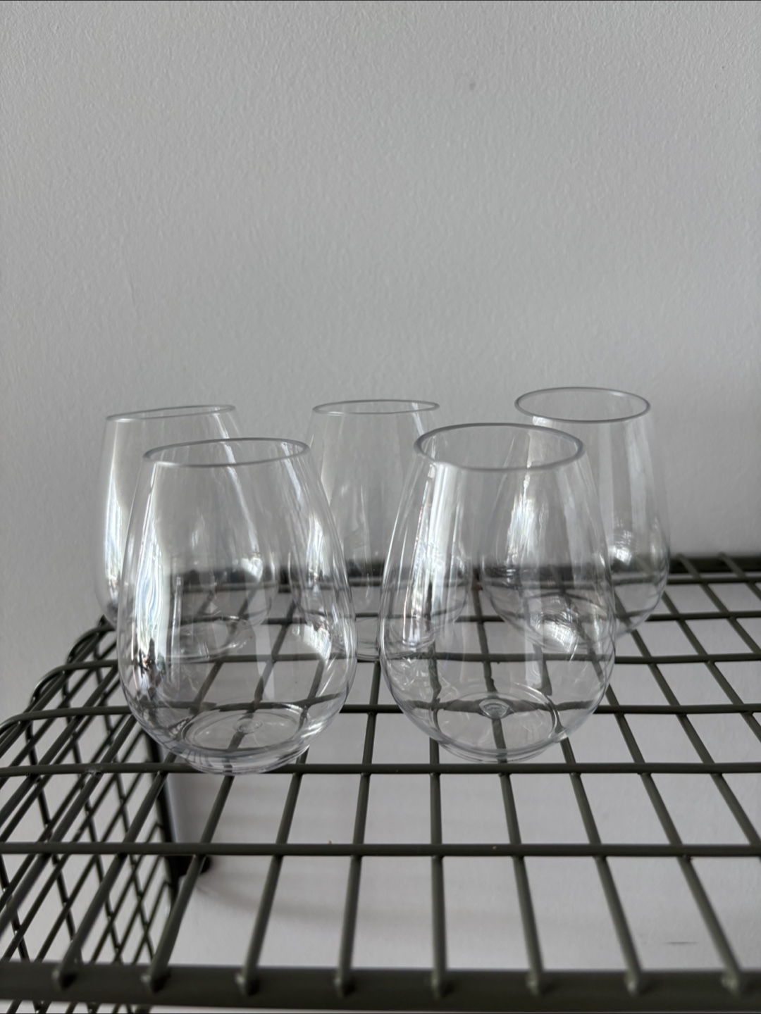 Plastic cups - 4 oz - 55 pieces