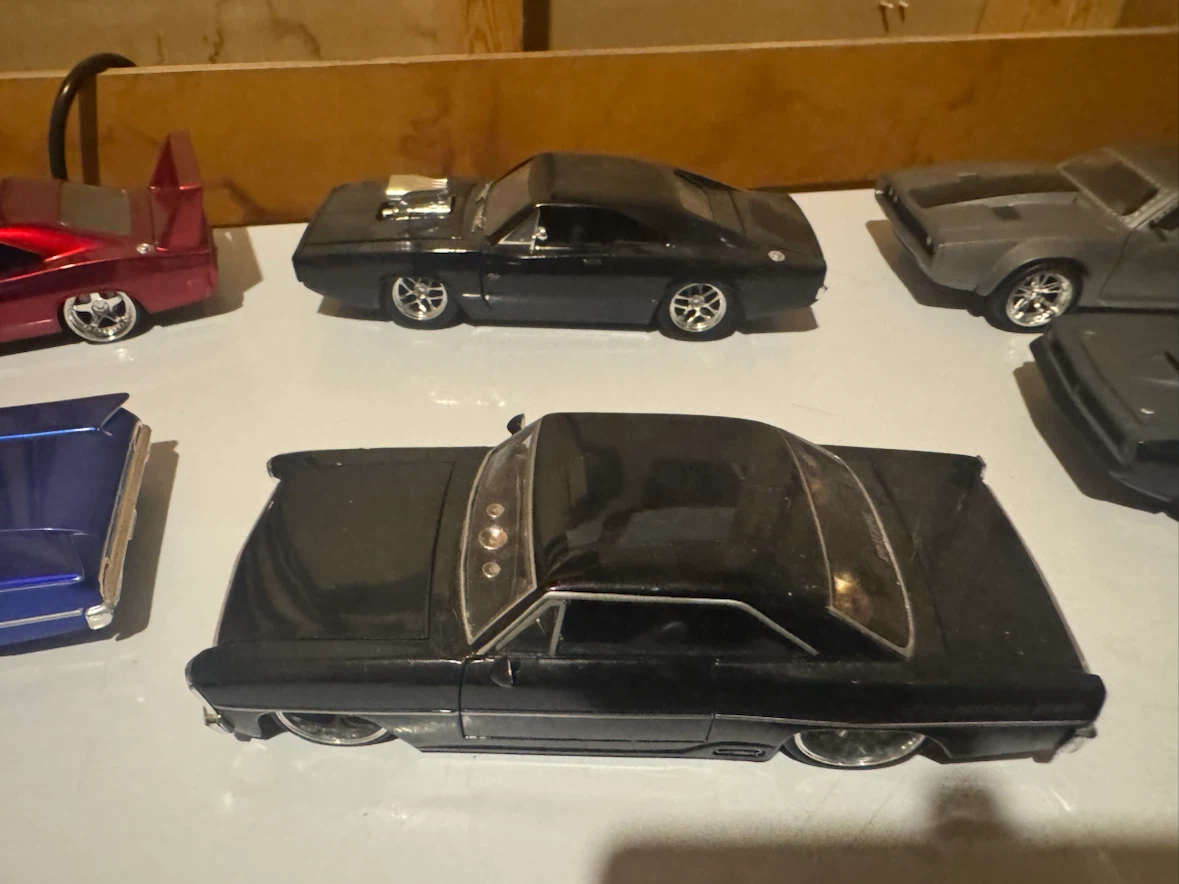 Diecast Muscle Cars. 1/24th scale. $20 each - photo 4