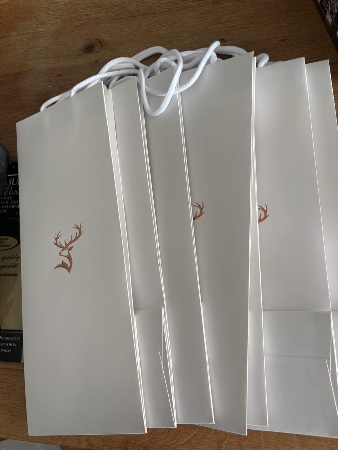 Gift Bags x 7 + Gift Wrap + Gift Tags - photo 2