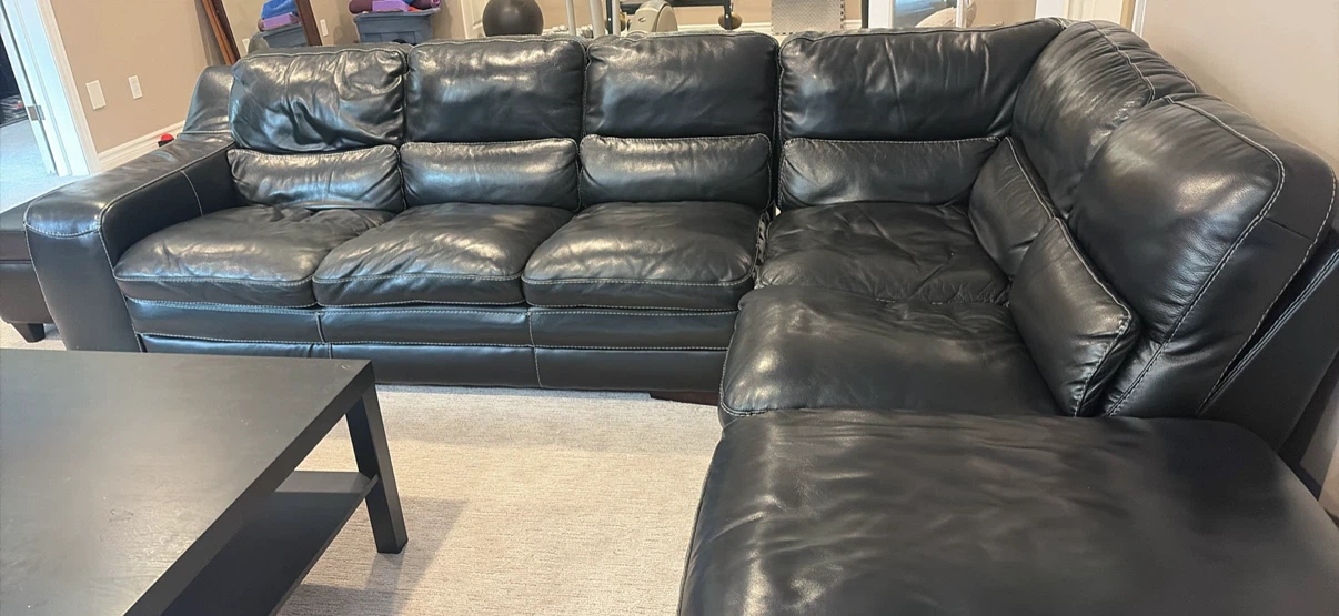 Black Leather Sectional Sofa - photo 3