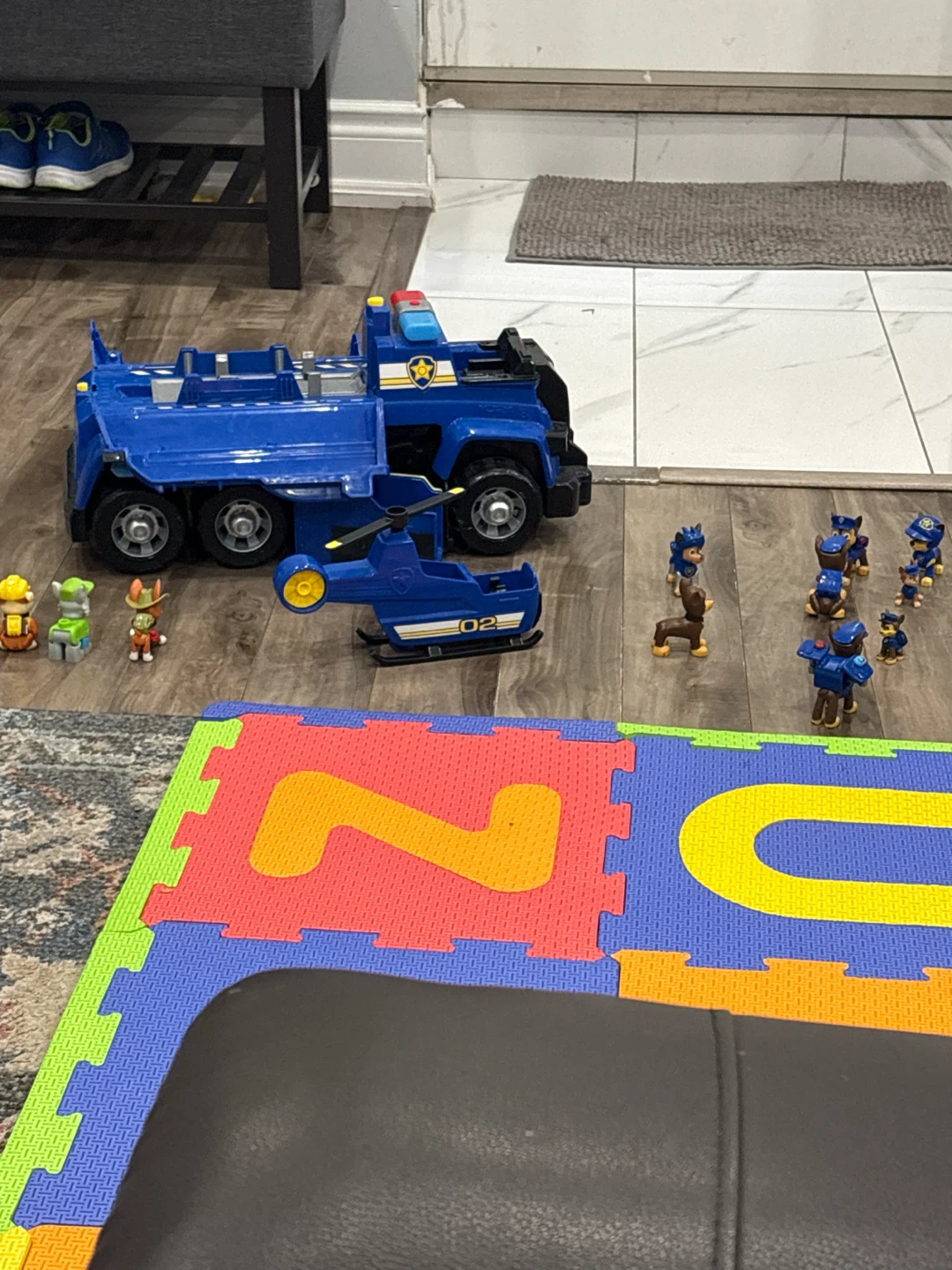 Paw Patrol Chase's Police Cruiser with helicopter Toy - photo 4