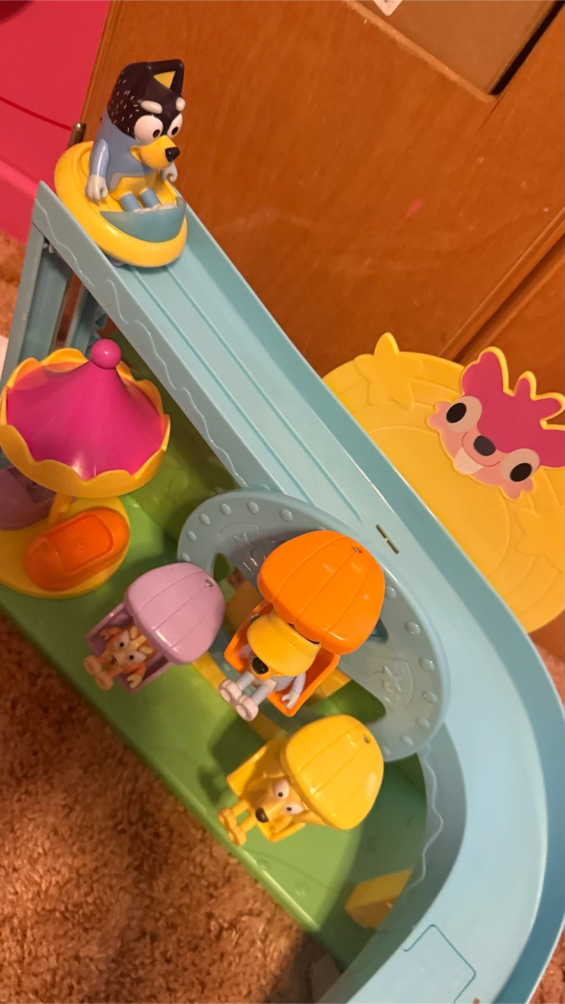 Bluey Ferris Wheel Playset check more photos - photo 2