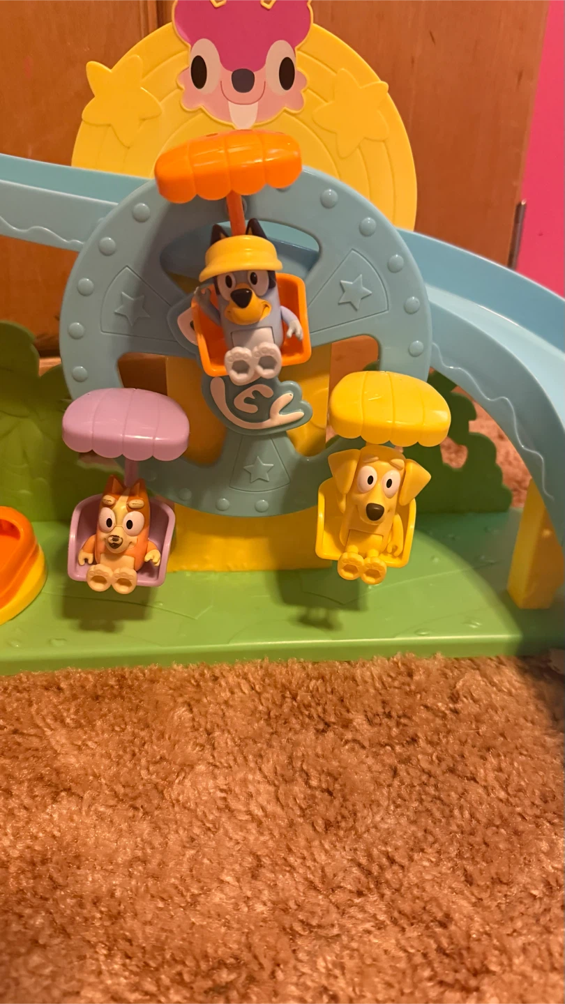 Bluey Ferris Wheel Playset check more photos - photo 3