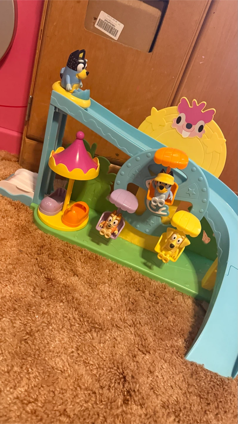 Bluey Ferris Wheel Playset check more photos - photo 5