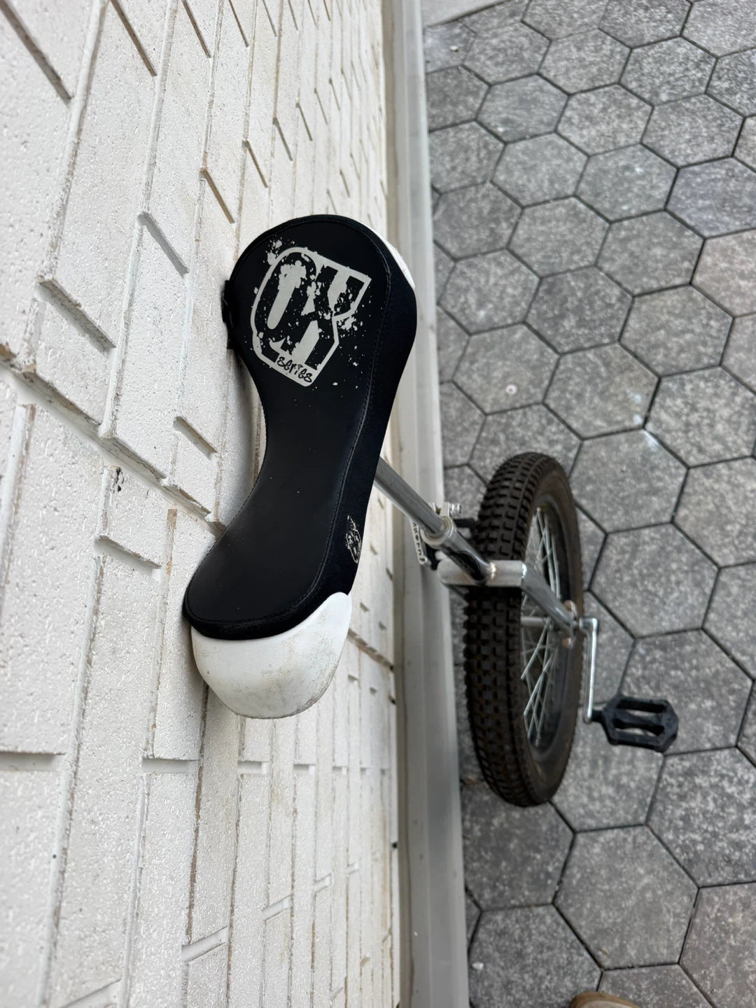 Bedford Unicycles 20" Unicycle - photo 4