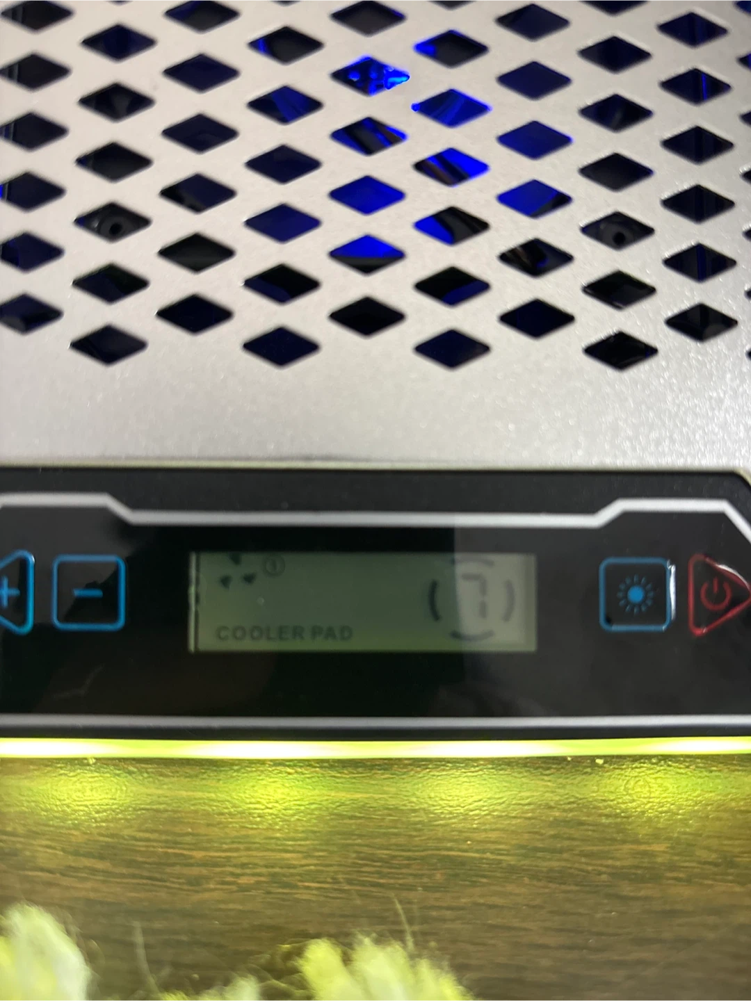 Laptop Cooler Pad with USB Ports - photo 4