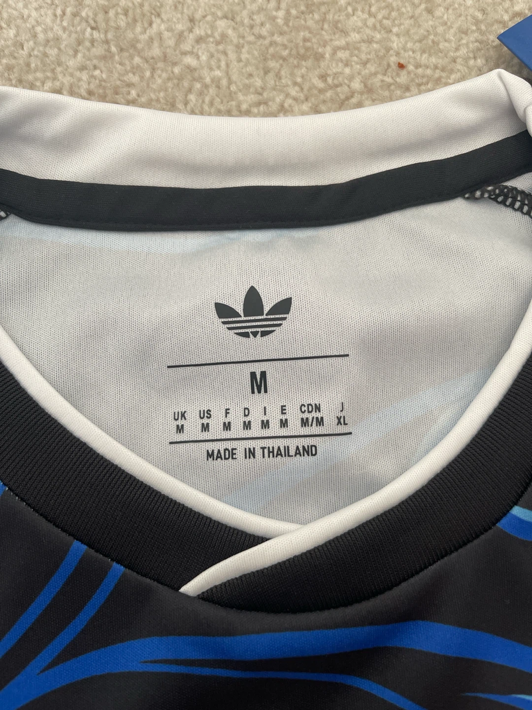 Argentina World Cup away soccer jersey -Medium - photo 2