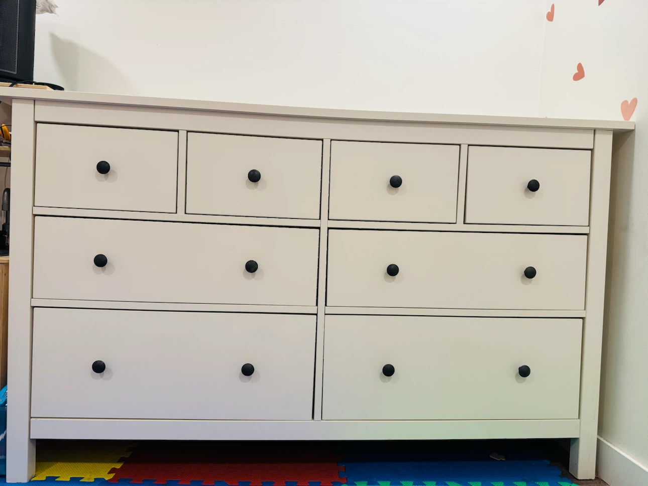 White 8-Drawer Dresser