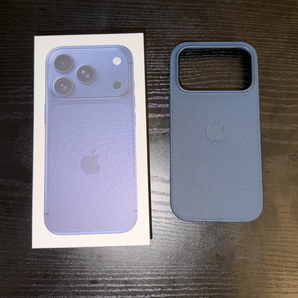 Apple iPhone 17 Pro Woven Blue Case