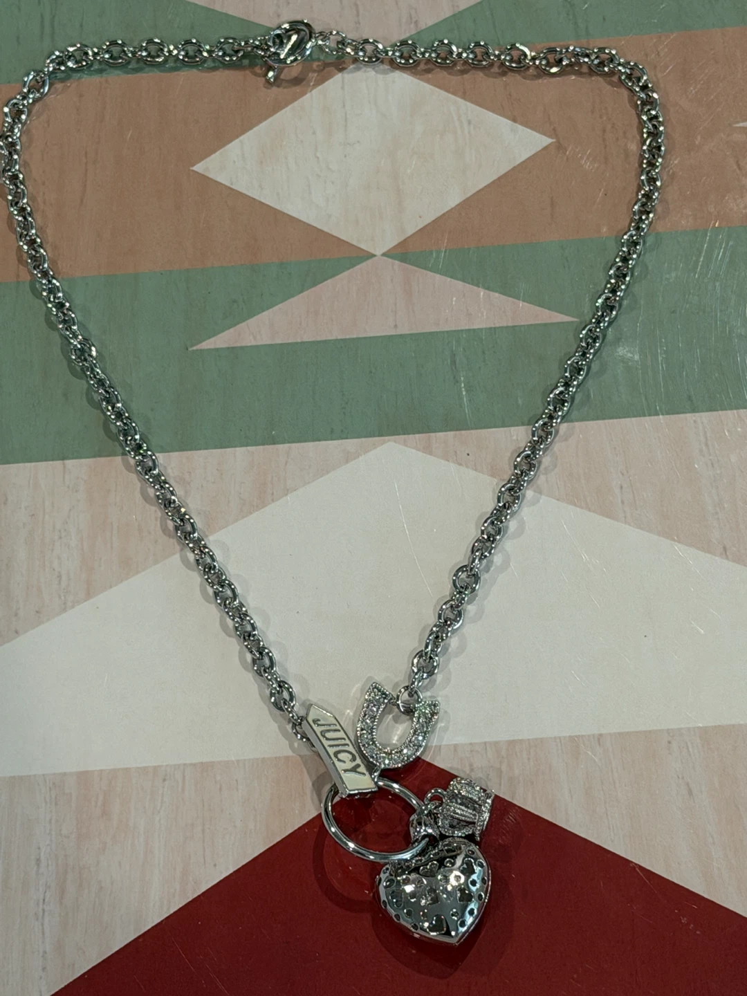 Juicy Couture Heart Charm Necklace 20 inches - photo 3