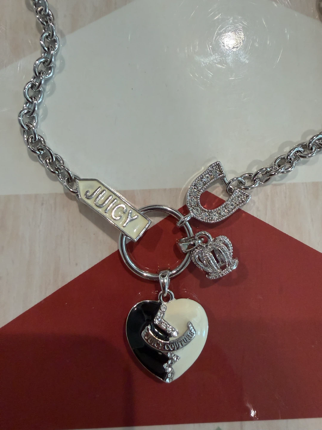 Juicy Couture Heart Charm Necklace 20 inches - photo 5