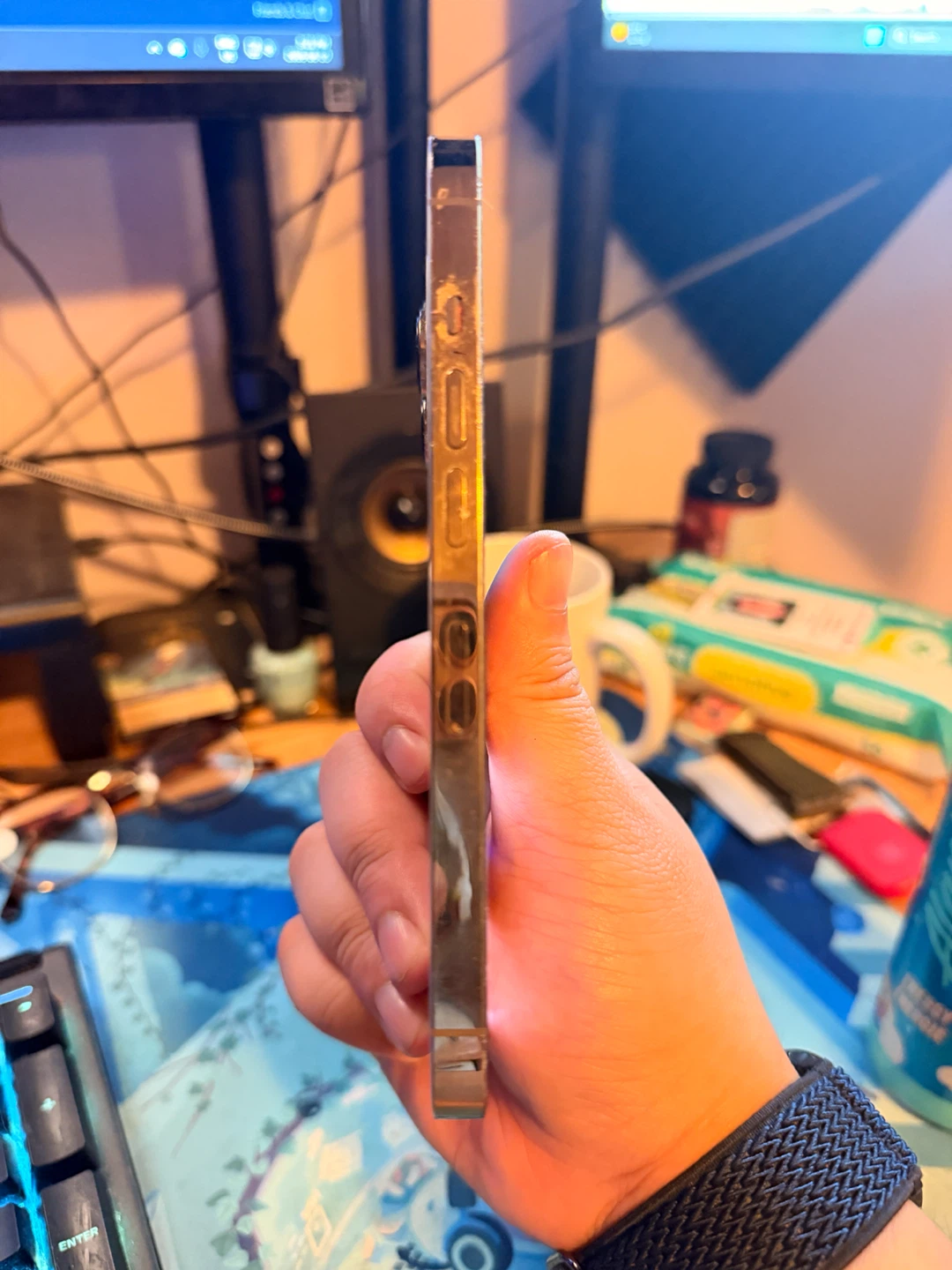 Apple iPhone 13 Pro - photo 3