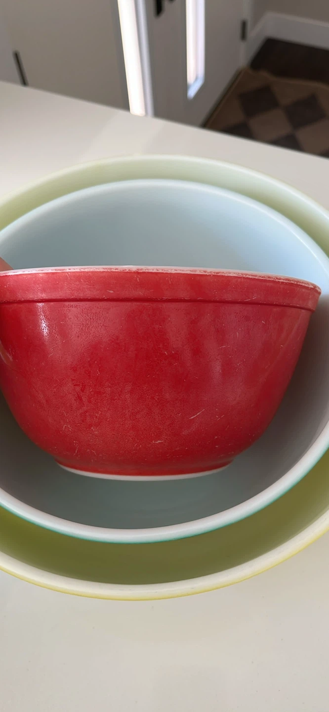 Vintage Pyrex primary color mixing bowl set - photo 3