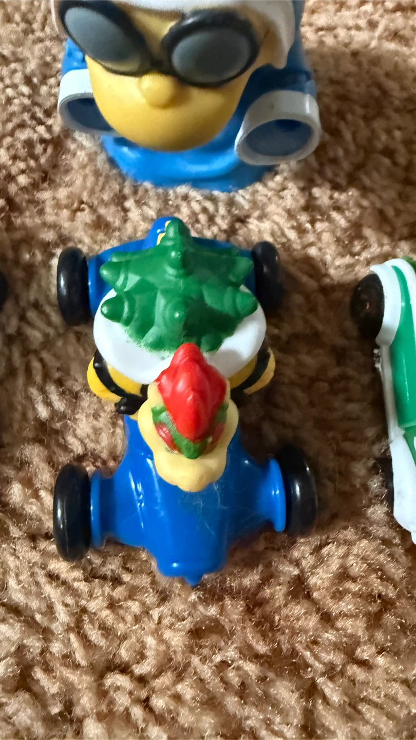 Mario Kart Mini Figures and Karts $2 per each all set $10 - photo 4