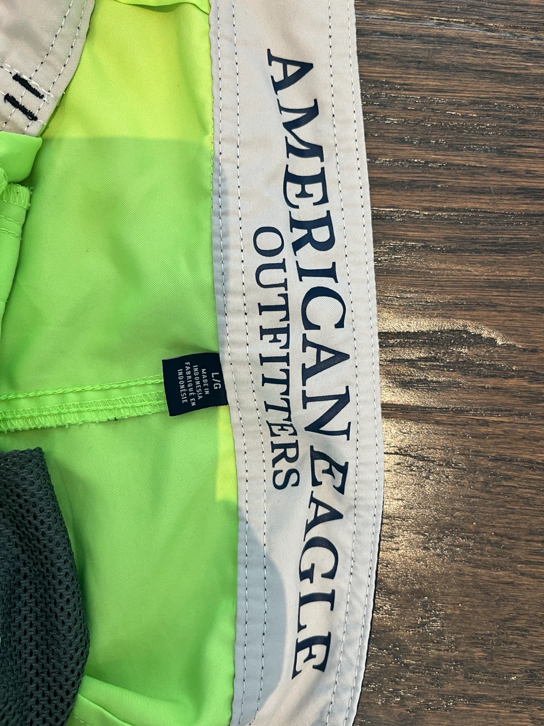 American Eagle Outfitters Men's Neon Board Shorts Size L - photo 3