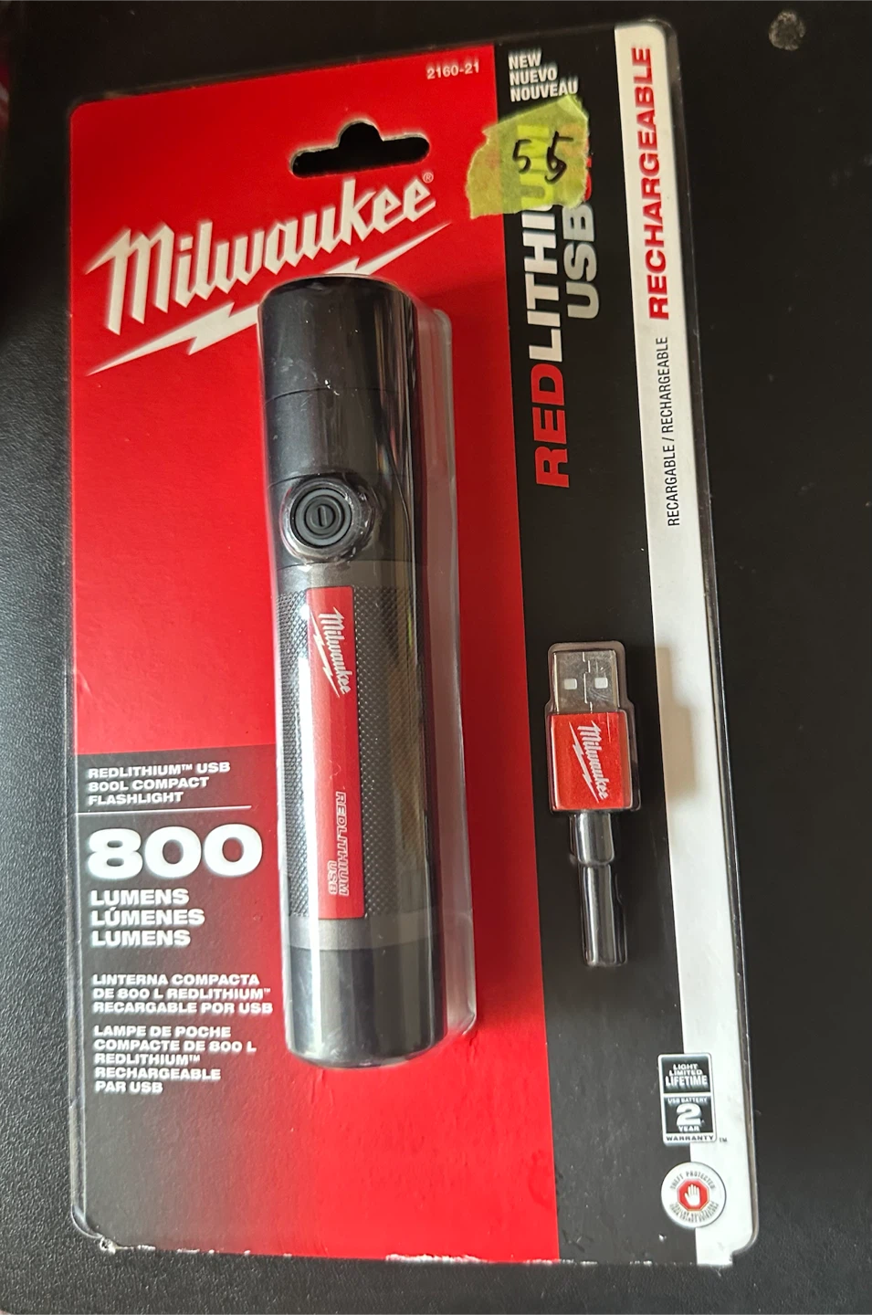 Milwaukee USB 800 Lumens Rechargeable Compact Flashlight